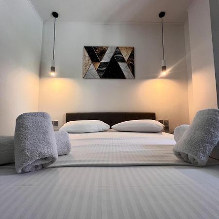 Ponti Bay Apartments Vasiliki  Ngoại thất bức ảnh