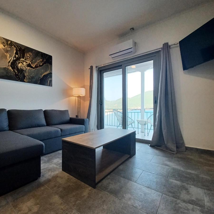 Ponti Bay Apartments Vasiliki  Ngoại thất bức ảnh