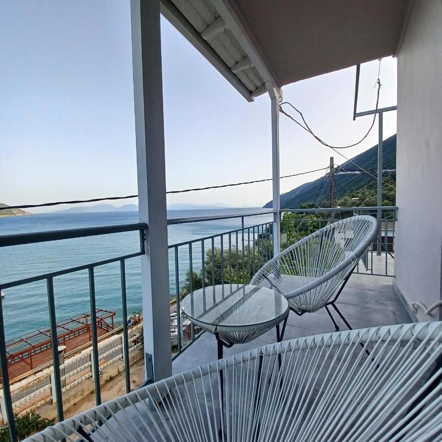 Ponti Bay Apartments Vasiliki  Ngoại thất bức ảnh